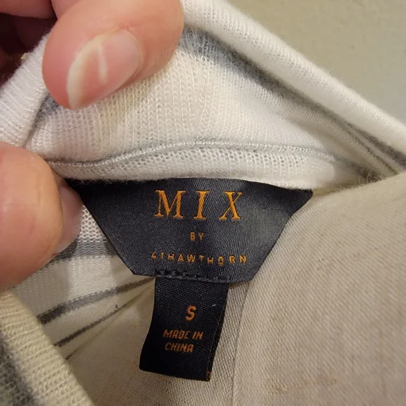 MIX by 41 Hawthorn Barona Brushed Knit Cardigan size S - Picture 6 of 7